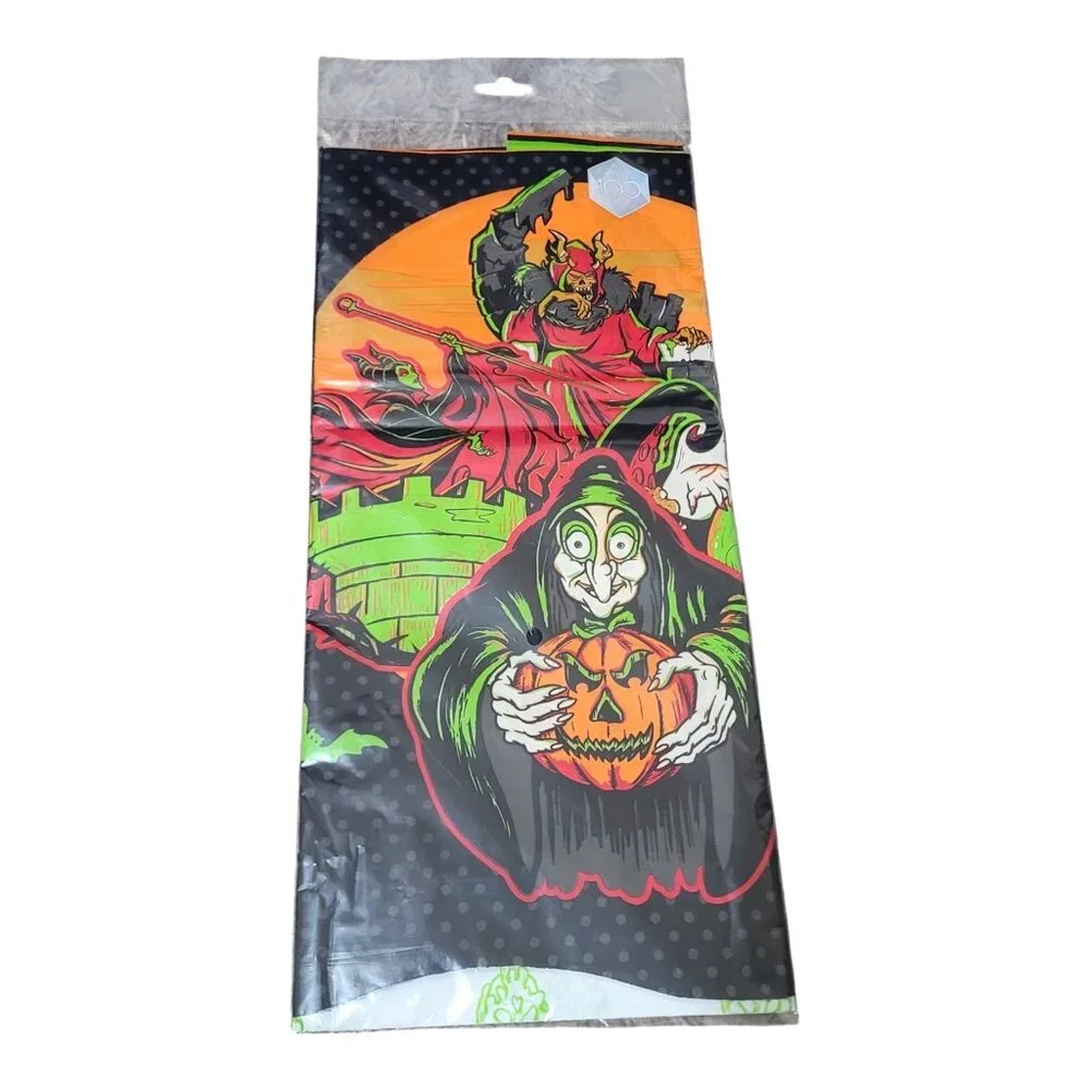 Disney Villains Haunted Halloween Party Decoration Plastic Tablecover 54 x 96‎
